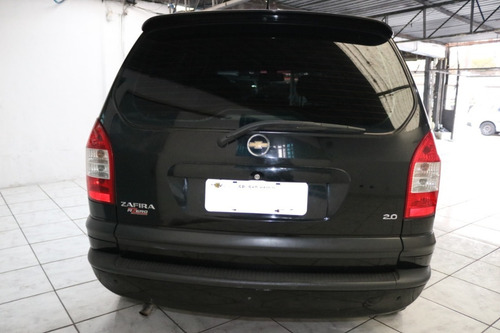 Imagem 5 de 9 de Zafira 7 Lugares