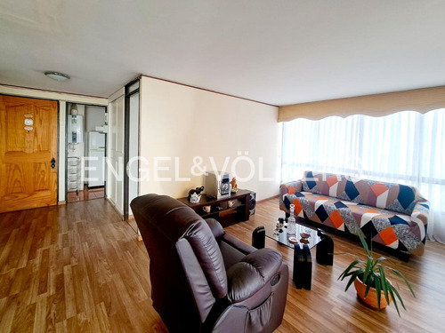 Arriendo Dpto. 2 Dormitorios En Torre Codelco
