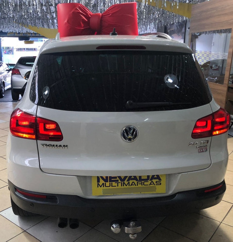 Imagem 5 de 15 de Volkswagen Tiguan 2012 2.0 Gasolina Tsi Com Teto Branco