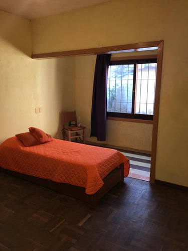 Imagen 9 de 14 de Casa La Blanqueada Bajo Precio. Oyen Ofertas