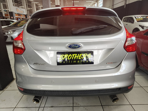 Ford Focus 1.6 S Flex Aut. 5p