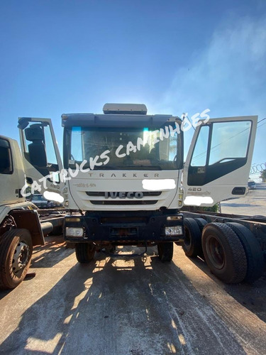 Imagem 1 de 8 de Iveco Trakker 420 Ano 2010 No Chassi