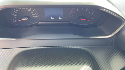 Imagen 19 de 25 de Peugeot 208 New Like 1.2
