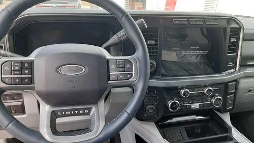 Ford F-250 Limited Diesel 6.7l V8 Ta