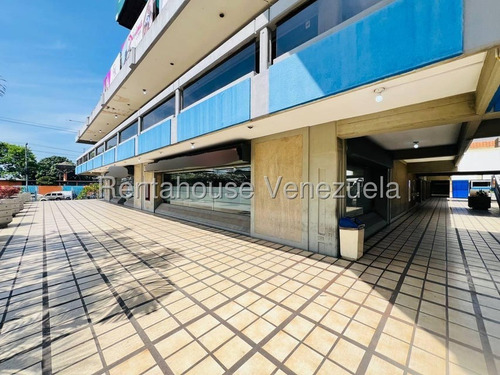 Venta De Local Comercial De 485m2 En Cc Maracay Plaza. Ljsa 25-19856