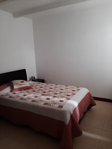 Imagen 6 de 14 de Venta De Apartamento En Calasanz Unidad Cerrada Primer Piso