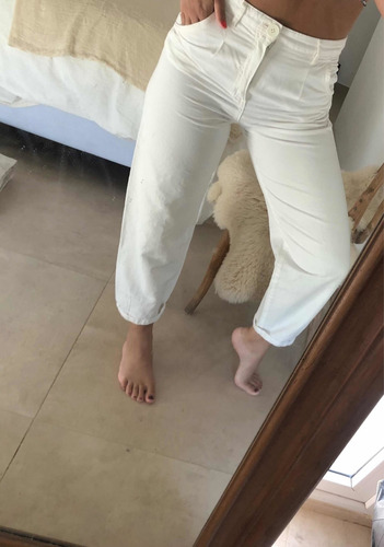 Pantalón Zara