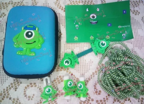 PROTECTOR DE TOMA CARGADORA + PROTECTOR DE CABLE - MIKE WAZOWSKI