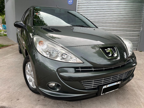 Imagen 10 de 25 de Peugeot 207 1.4 Hdi Allure 2012 / 5 Puertas / 1º Dueño