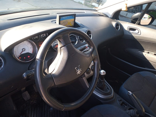 Peugeot 408 2.0 Allure Nav 143cv