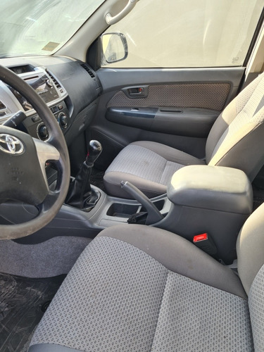 Toyota Hilux 3.0 Cd Sr 171cv 4x2 - B3 2015