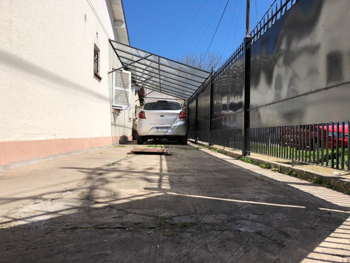 Excelente Lote Propio 4 Amb. 1 Baño Cochera Para 3 Vehículos