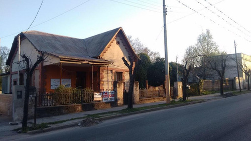 Imagen 3 de 9 de Unquillo Casona En Venta Sobre Av San Martin