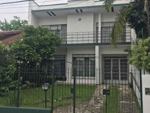 Casa En Venta En Bernal Centro