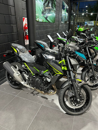 Kawasaki Z400 Abs 0km No Mt03, No Duke 390