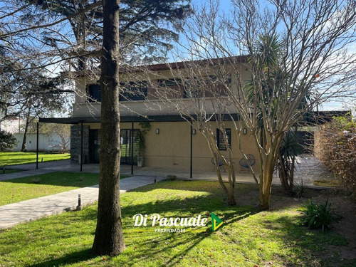 Venta Casa Quinta Con Quincho, Galería, Pileta Y Segunda Vivienda - La Reja Sur
