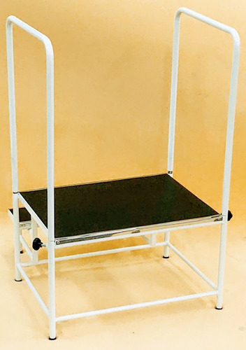 Imagem 1 de 2 de Escada Doppler Com 2 Degraus Plataforma 65x50 Cm