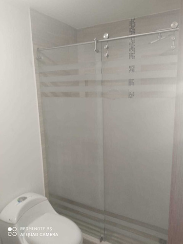 Imagen 6 de 10 de Puertas De Vidrio