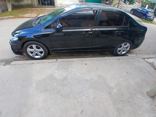Honda Civic 1.8 Lxs Mt