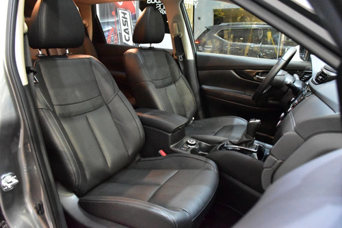 Imagen 14 de 15 de Nissan X-trail 2.5 Exclusive Cvt Xtronic - Car Cash