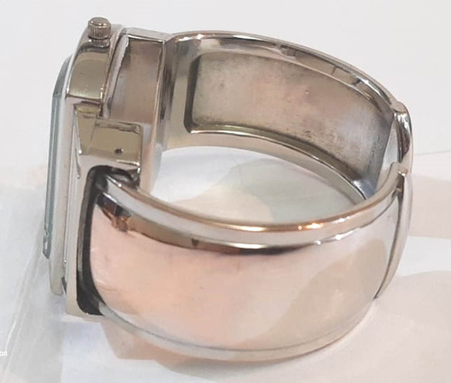 Relógio Bracelete Modelo Ik - Feminino