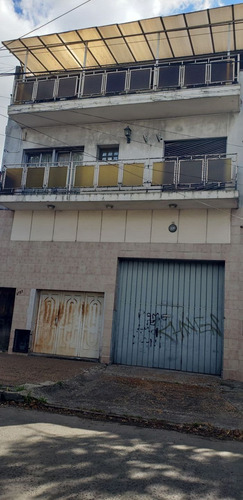Imagen 1 de 18 de Lanus O Centro Venta En Block