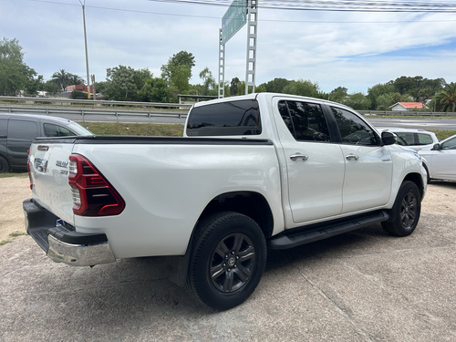 Toyota Hilux 2.8 Tdi Cd Srv 4X4 Mt
