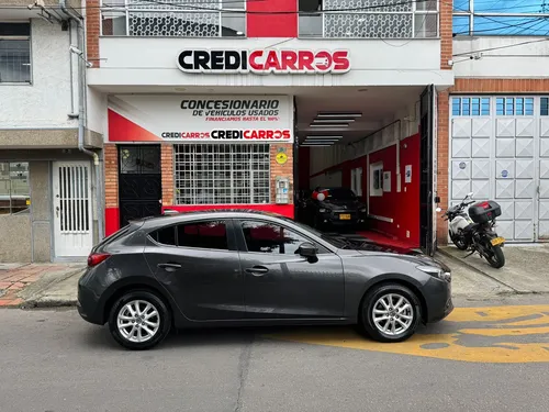 Mazda 3 2.0 Sport Touring