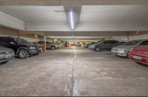Garage / Edificio Comercial Dueño Vende.. Buen Retorno.