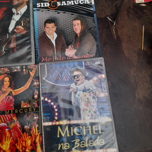 Imagem 4 de 7 de Dvd Lote Música Sertaneja 15 Unidades Originais Ler