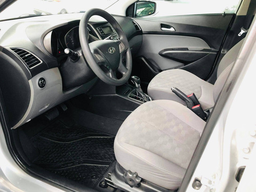 Imagem 4 de 15 de Hyundai Hb20s 1.6 Comfort Plus 16v Flex 4p Automático