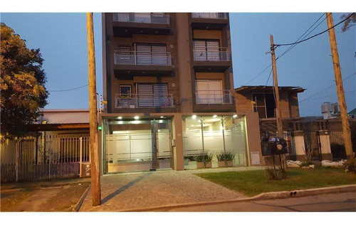 Venta De Monoambiente En Quilmes - Ideal Inversor !!