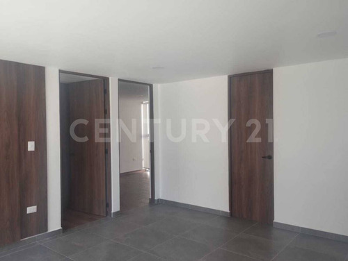 Renta Departamento Zona Cuautlancingo!!