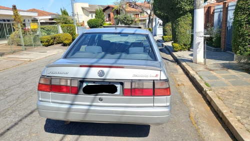 Imagem 3 de 9 de Volkswagen Santana Gls