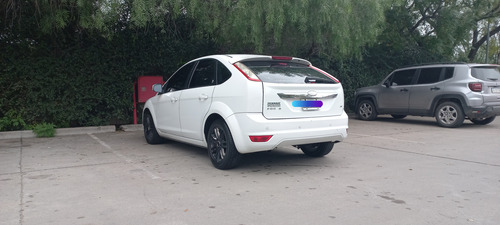 Ford Focus 2 2.0 Ghia Mt
