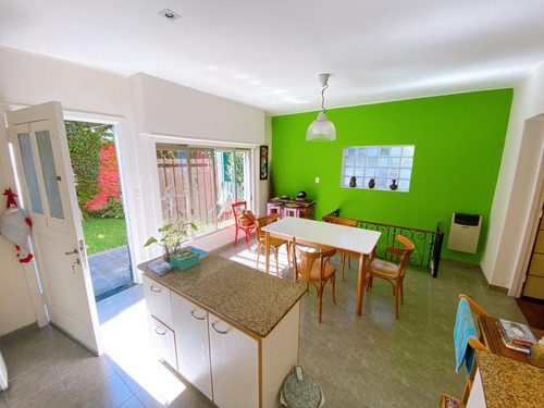 Imagen 6 de 30 de Propiedad A La Venta En Victoria, Impecable ( Jardín , Parrilla Y Cochera!)