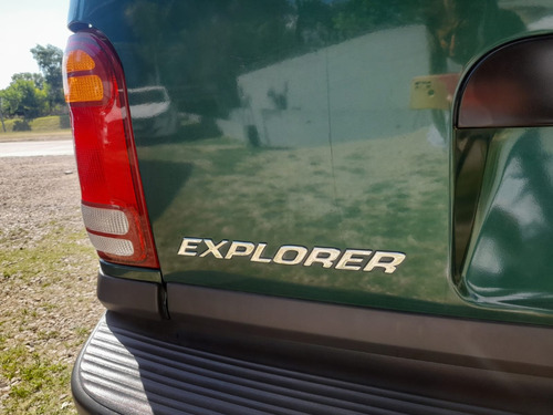 Ford Explorer XLT AT 4X2 4.0 V6