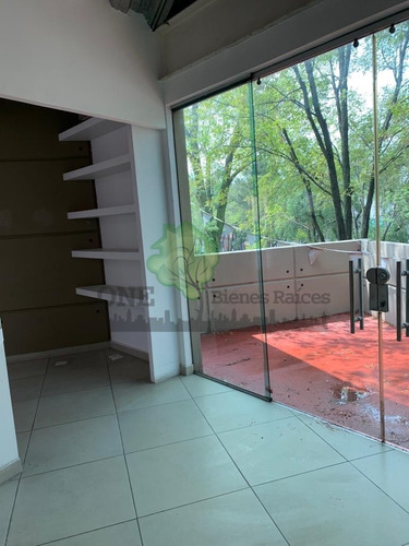 Oficina En Renta En Arboledas, Sobre Calz. De Los Jinetes