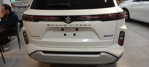 Suzuki Grand Vitara Hybrid 1.5 Glx At