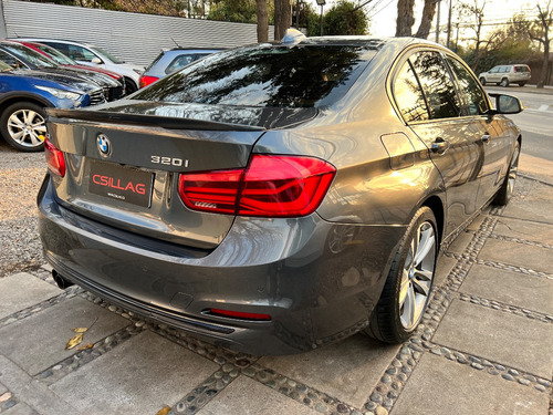 Imagen 8 de 25 de Bmw 320 I Sport 2.0 Twin Turbo 2017