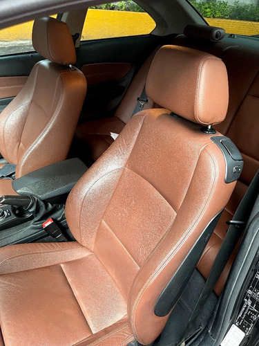 Imagen 14 de 15 de Bmw Serie 1 2011 3.0 Coupe 135i At