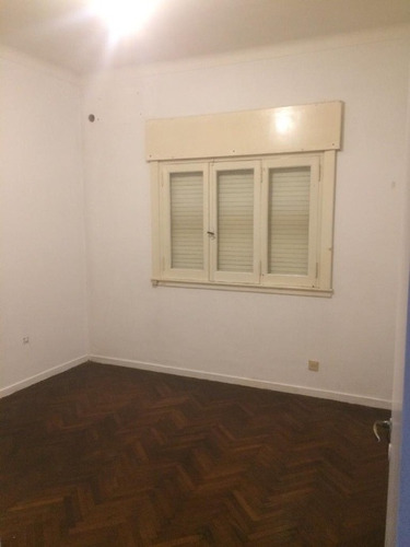 Imagen 6 de 15 de Departamento Tipo Casa En Alquiler En Banfield Oeste