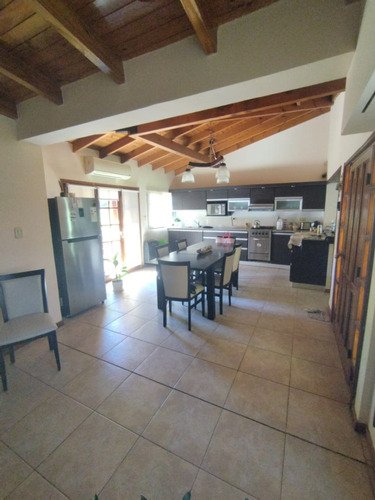 Casa En Venta-barrio Patagonia-hueque 200