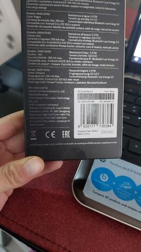 Imagen 5 de 5 de Xiaomi Mi Smart Band 6 1.56" caja de plástico pc black, malla black de tpu y aleación de aluminio XMSH15HM