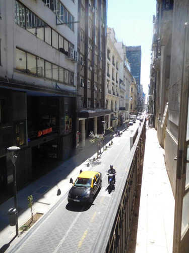 Imagen 22 de 30 de Centro Apto Para Oficina O Vivienda, Son 161 M2, (a Menos De U$s 740 X M2) A Reciclar