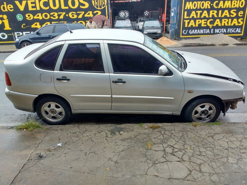 Imagem 4 de 8 de Sucata Polo Classic 99/99 1.8 Mi