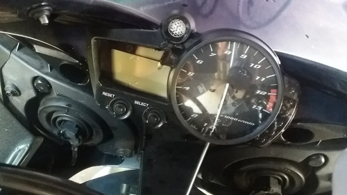 Yamaha R1