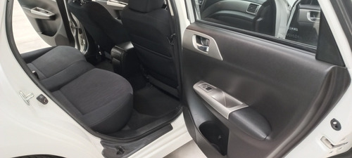 Imagen 5 de 12 de Subaru Impreza 2009 2.0 R 5mt Sawd 150 Cv