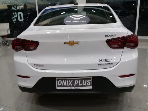 Imagen 13 de 20 de Chevrolet Onix 1.0 Turbo Premier A T