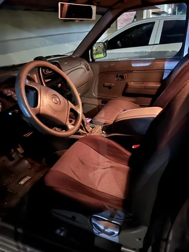Nissan Frontier 2.4 Std D22 4x2
